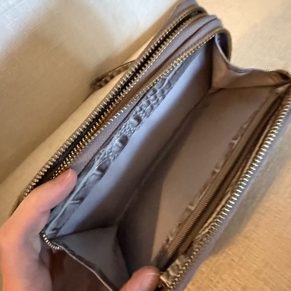 Brahmin Zora Wallet in Quill Melbourne - Picture 5 of 7